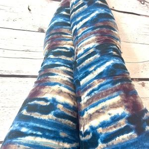 Luv21 curvy leggings (12-14)